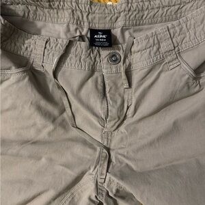 EUC Kuhl Taupe Casual Pants Sz 14